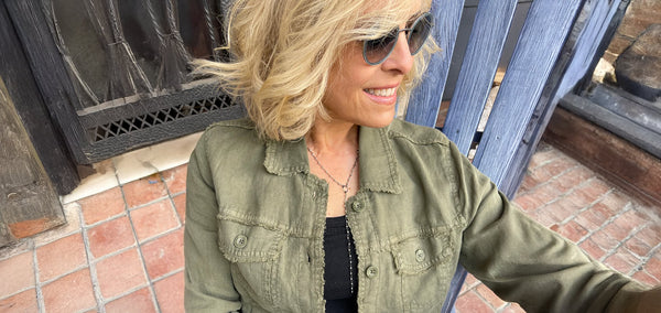 Fall Looks That Shine: How to Style Pyrite Jewelry with Seasonal Neutrals